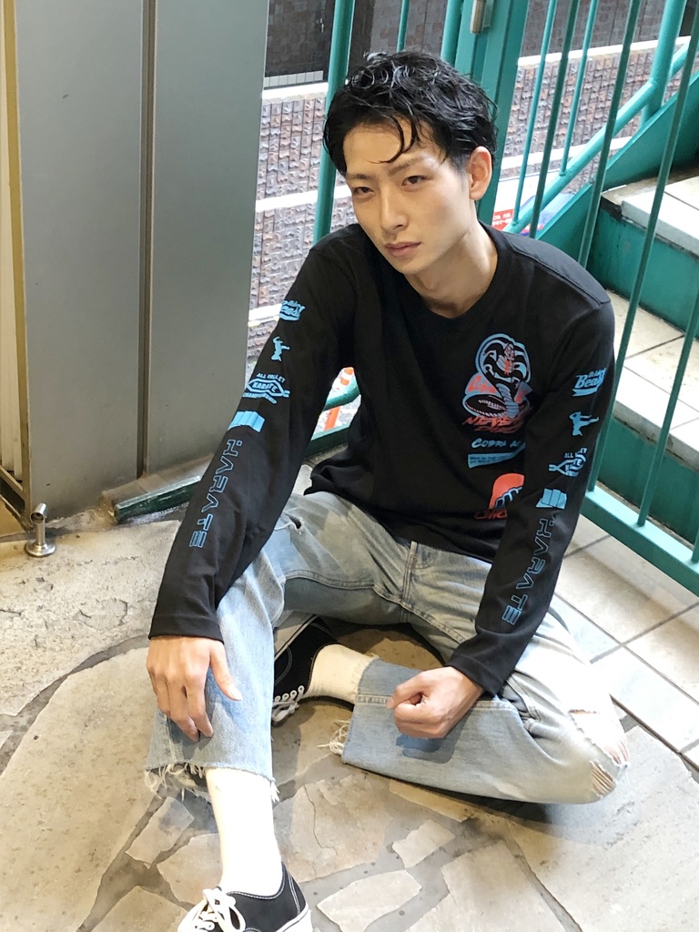 October Beast×コブラ会「NEVER DIES」ロングスリーヴTシャツ(ブルー)