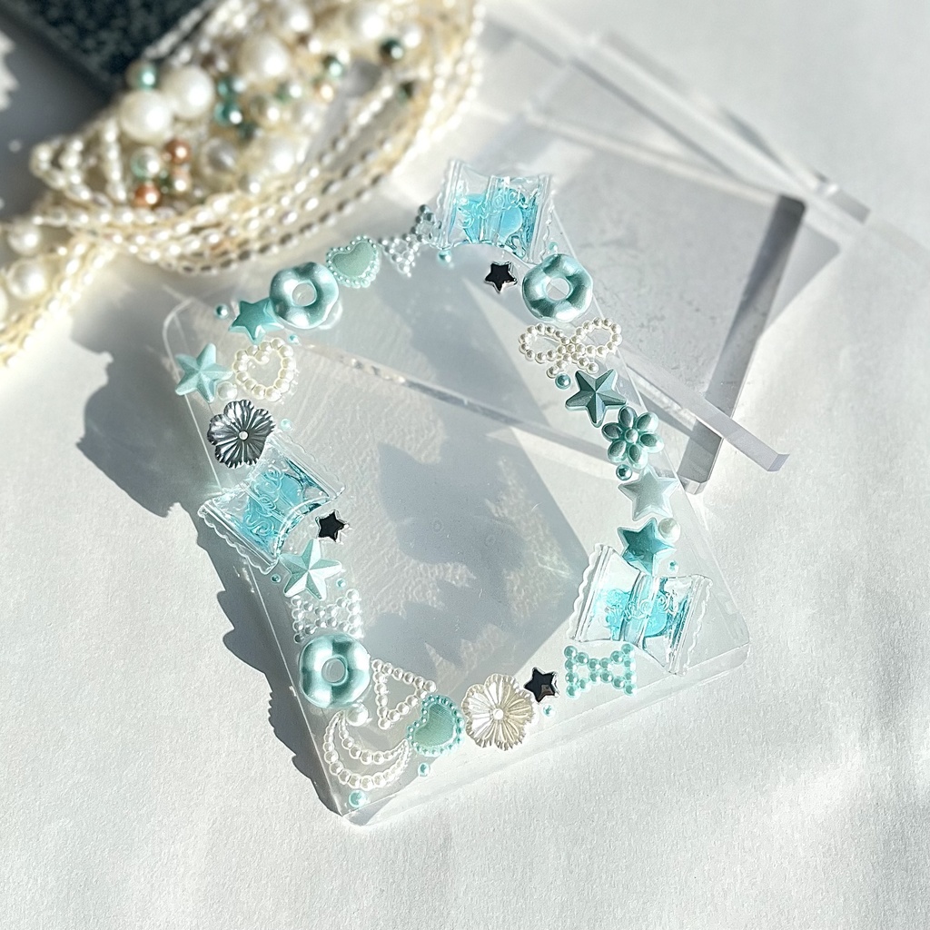 トレカケースデコ B8 硬質ケースデコ 水色 キャンディー フラワー 飴 ドーナツ 青 ブルー リボン 月 ハート 星 スター フォトフレーム カードケースデコ ぱしゃこれ 推し活 ヲタ活 プレゼント