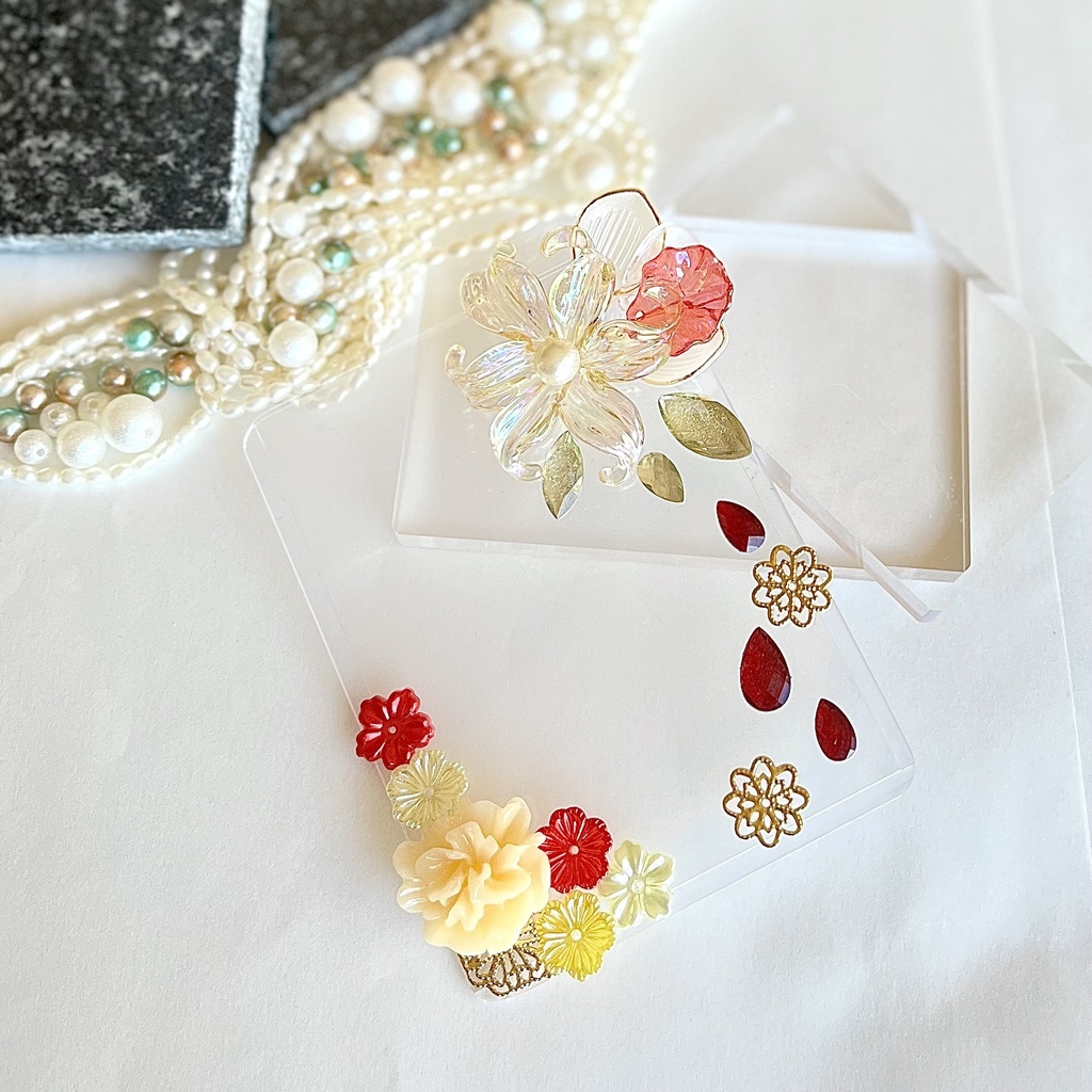 トレカケースデコ B8 硬質ケース ビジュー フラワー クリア オレンジ レッド 赤 イエロー ゴールド ストーン花びら 透明 フォトフレーム カードケースデコ 推し活 ヲタ活 プレゼント