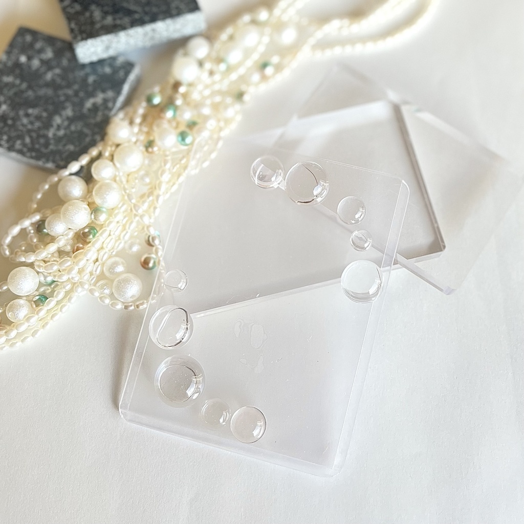 トレカケースデコ B8 硬質ケースデコ 花 クリア 半球 丸 シャボン玉 泡 透明 アクア 水面 フラワー 花 レジン フォトフレーム カードケースデコ 推し活 ヲタ活 プレゼント