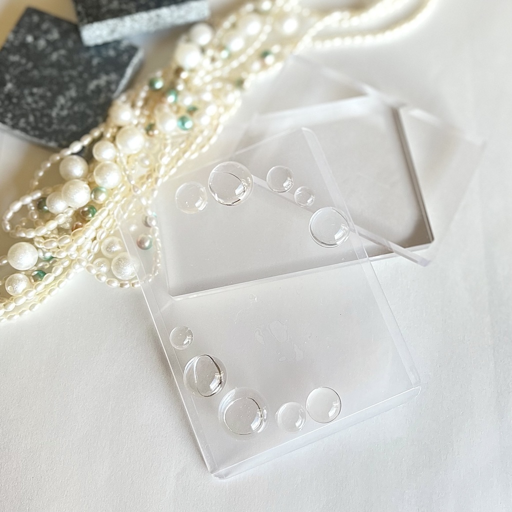 トレカケースデコ B8 硬質ケースデコ 花 クリア 半球 丸 シャボン玉 泡 透明 アクア 水面 フラワー 花 レジン フォトフレーム カードケースデコ 推し活 ヲタ活 プレゼント