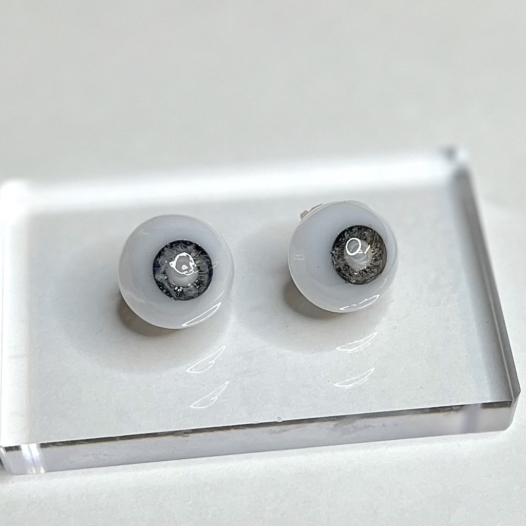ドールアイ 18mm / 9mm シルバーアイ レジンアイ ハンドメイド
