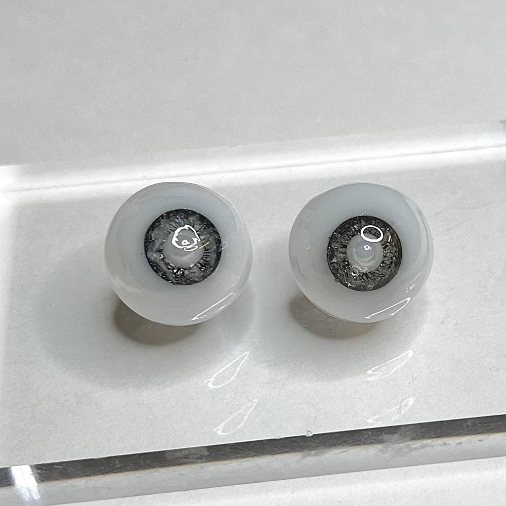 ドールアイ 18mm / 9mm シルバーアイ レジンアイ ハンドメイド