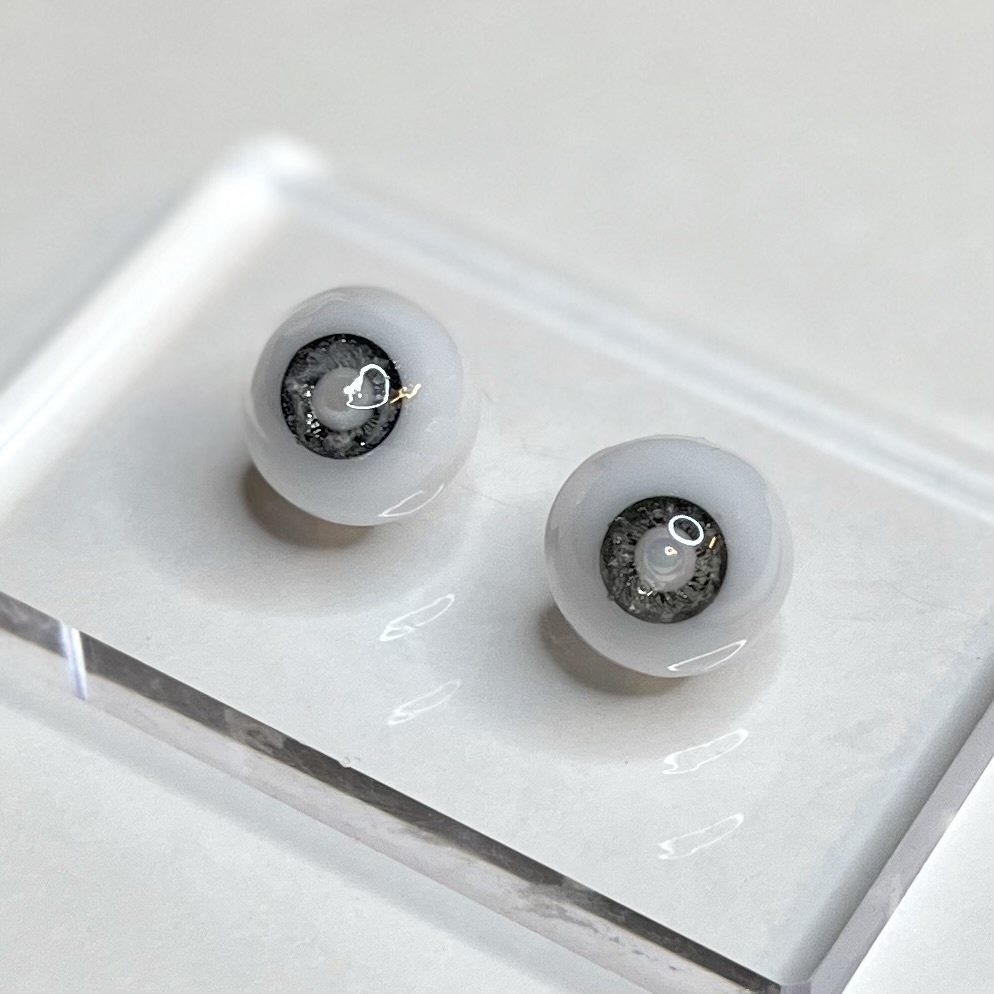 ドールアイ  18mm / 9mm シルバーアイ レジンアイ ハンドメイド