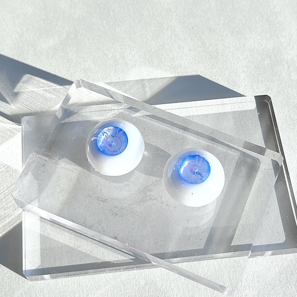 ドールアイ 20mm オーロラブルー レジンアイ ハンドメイド