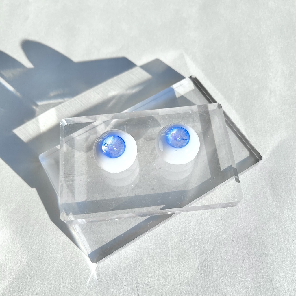 ドールアイ 20mm オーロラブルー レジンアイ ハンドメイド