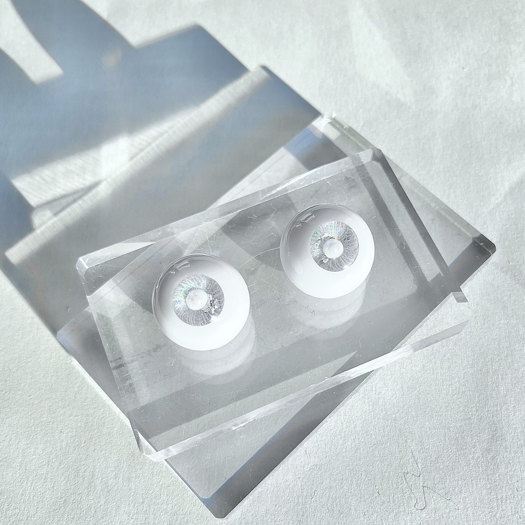 ドールアイ 22mm / 11mm シルバーアイ レジンアイ ハンドメイド 0017