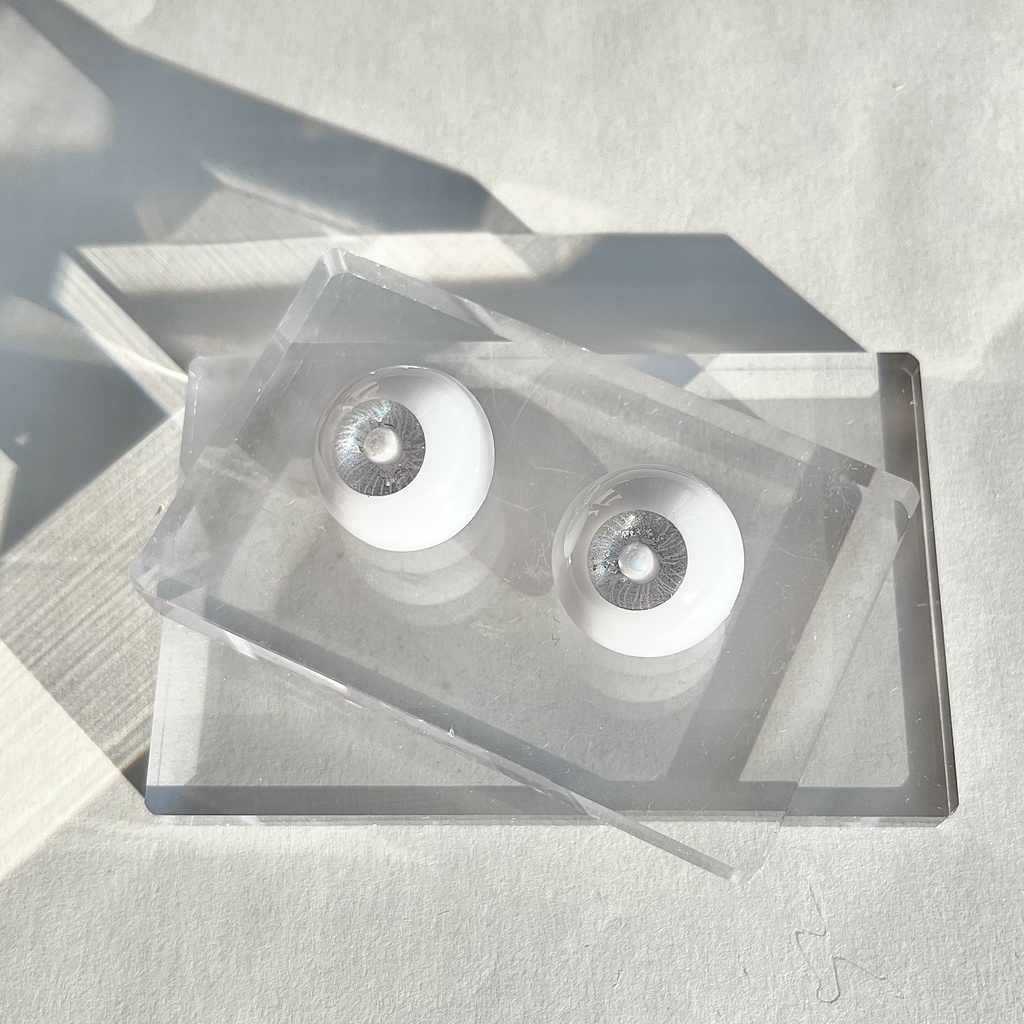 ドールアイ 22mm / 11mm シルバーアイ レジンアイ ハンドメイド 0017