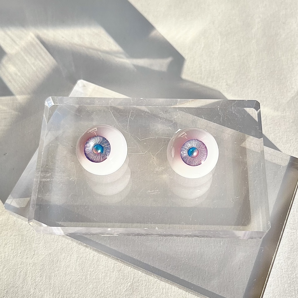ドールアイ 18mm / 9mm ビーナスベルト レジンアイ ハンドメイド 0024