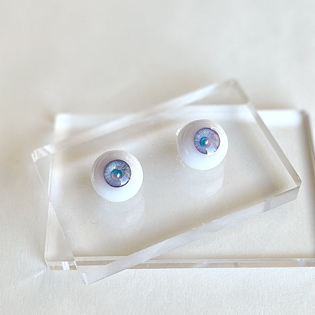 ドールアイ 18mm / 9mm ビーナスベルト レジンアイ ハンドメイド 0024