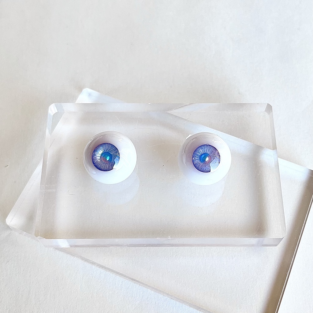 ドールアイ 18mm / 9mm ビーナスベルト レジンアイ ハンドメイド 0024