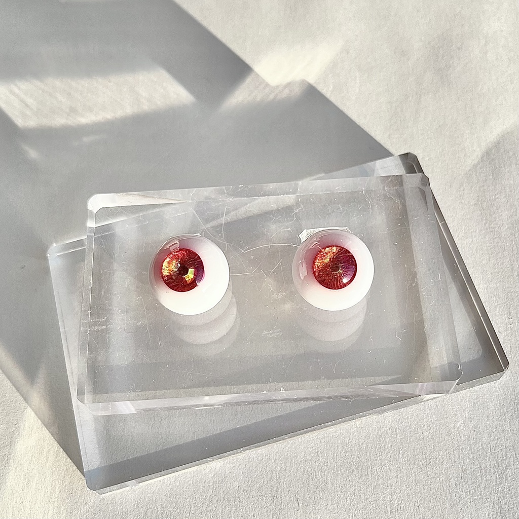 ドールアイ 18mm / 9mm バーミリオン レジンアイ ハンドメイド 0025