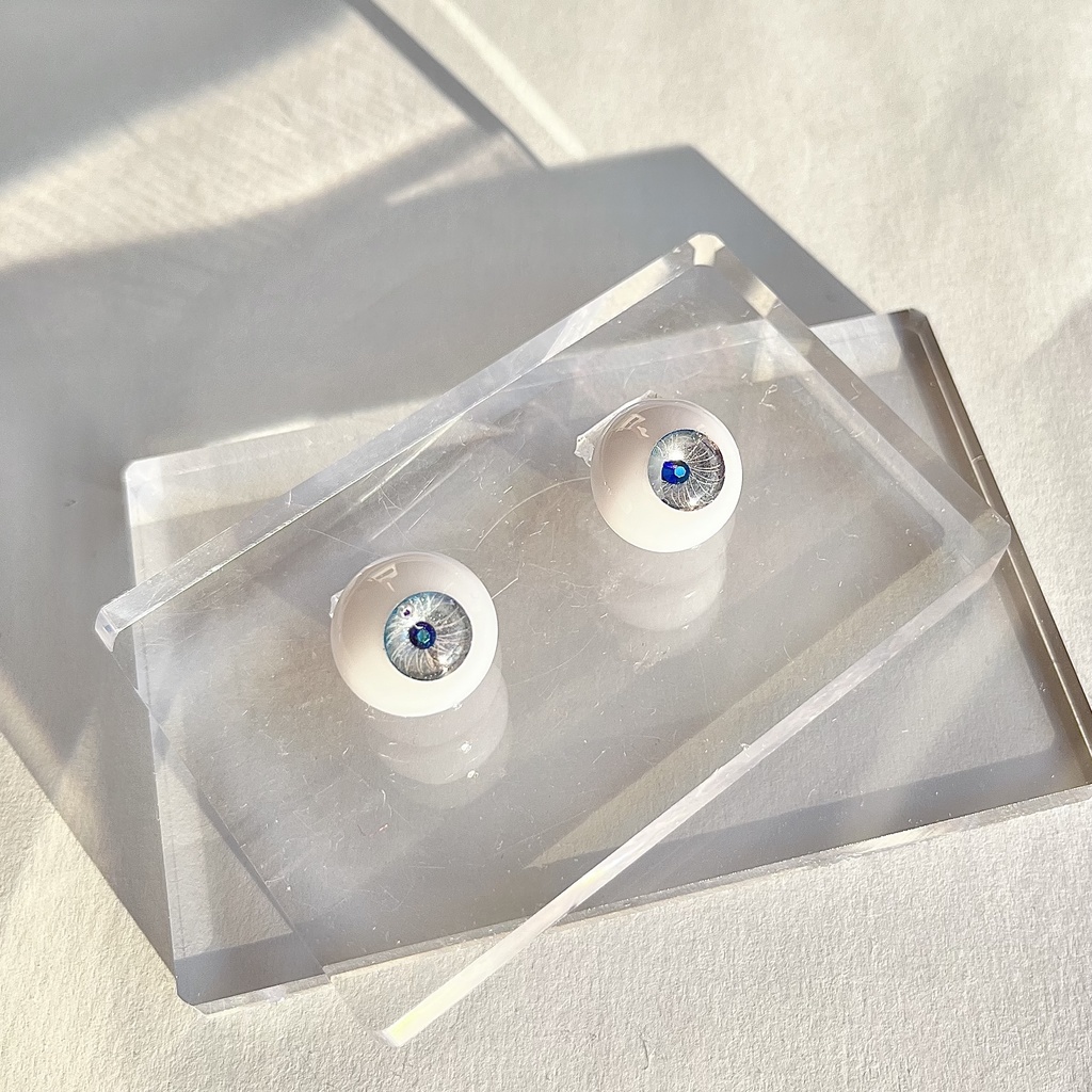 ドールアイ 16mm / 8mm グレースピネル レジンアイ ハンドメイド 0026