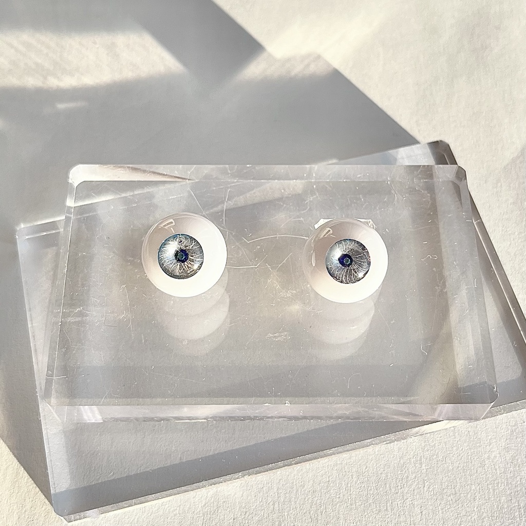 ドールアイ 16mm / 8mm グレースピネル レジンアイ ハンドメイド 0026