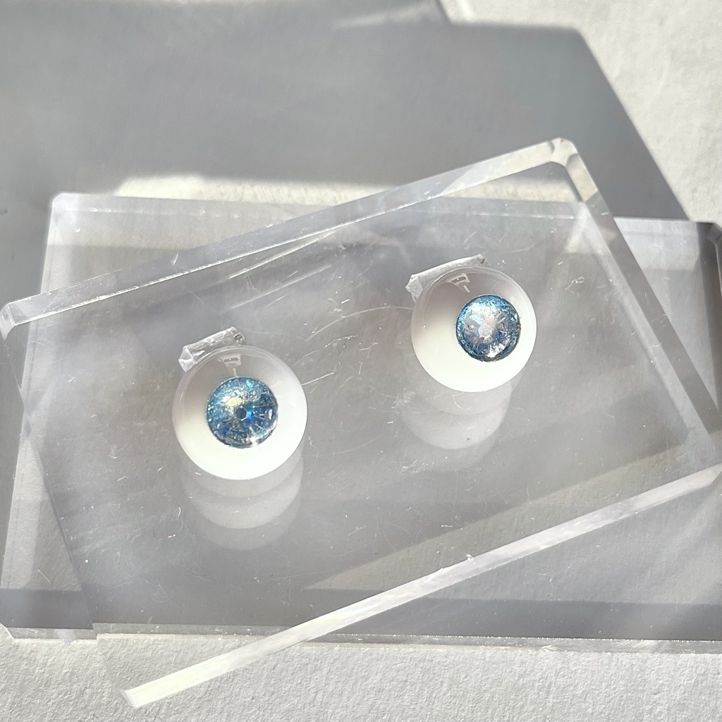 ドールアイ 16mm / 8mm hologram レジンアイ ハンドメイド 0028
