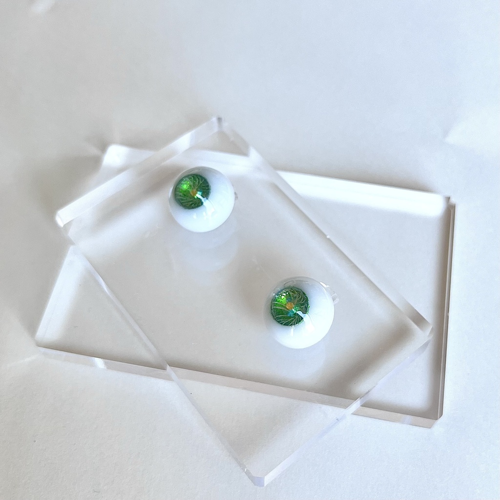 ドールアイ 16mm / 8mm   Chrome tourmaline      レジンアイ  0056