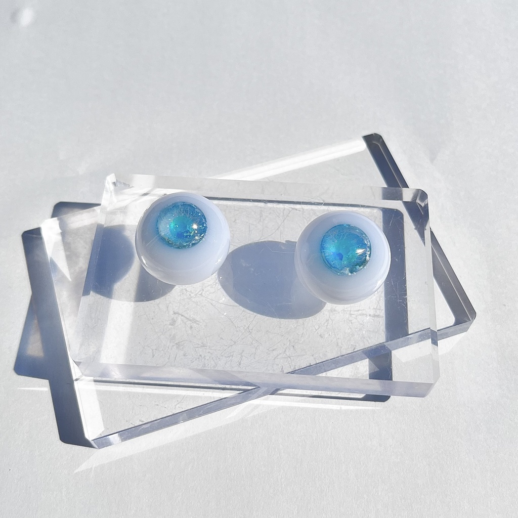 ドールアイ 22mm / 11mm   海に溶ける瞳       レジンアイ ハンドメイド 0058