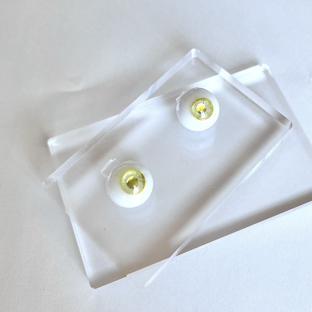 ドールアイ 16mm / 8mm   lemon quartz       レジンアイ ハンドメイド0061