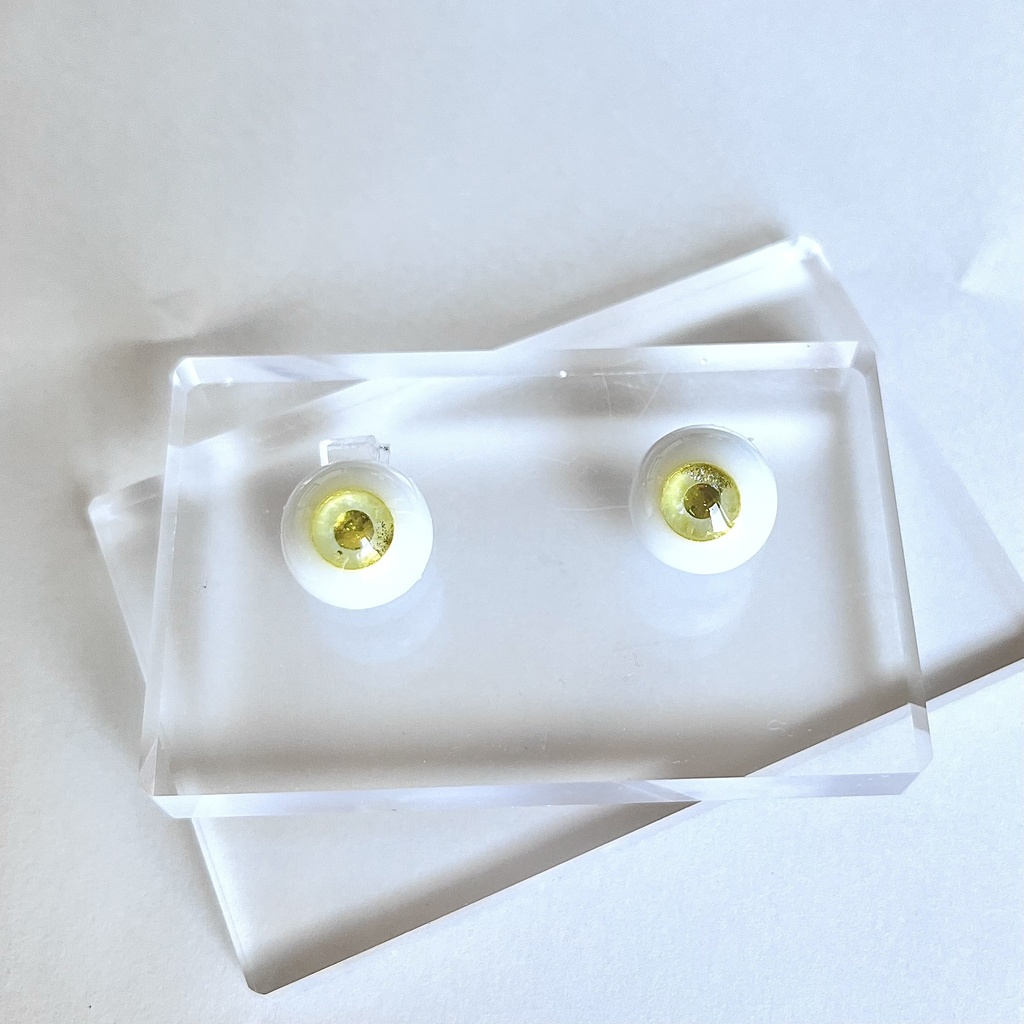 ドールアイ 16mm / 8mm   lemon quartz       レジンアイ ハンドメイド0061