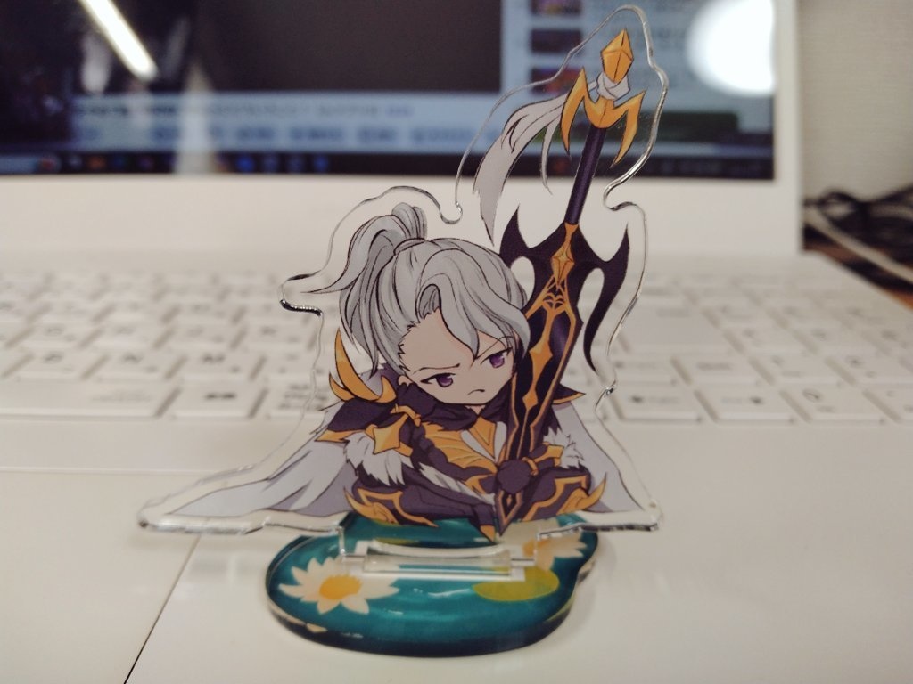 「研ぎ澄まされた刃」お花アクスタ