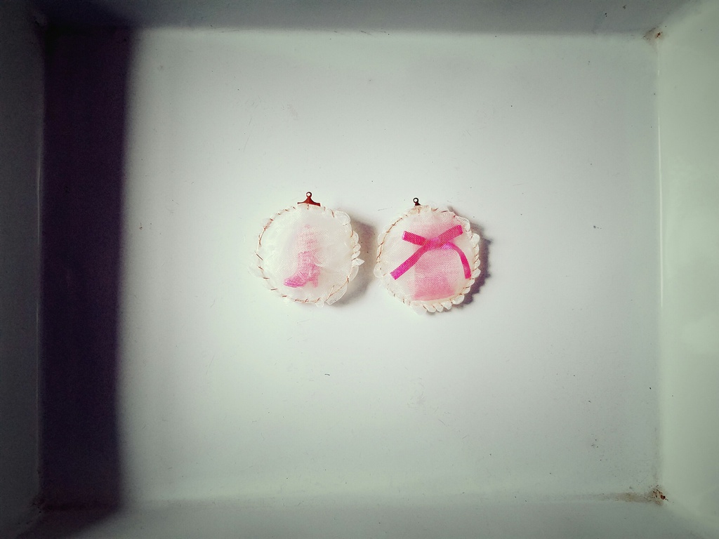 繭の中でみる夢｛ピアスorイヤリング｝