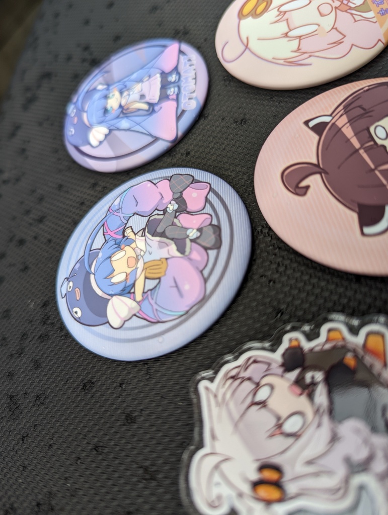 ウナ缶バッジ(&きりたん&紲星あかり)