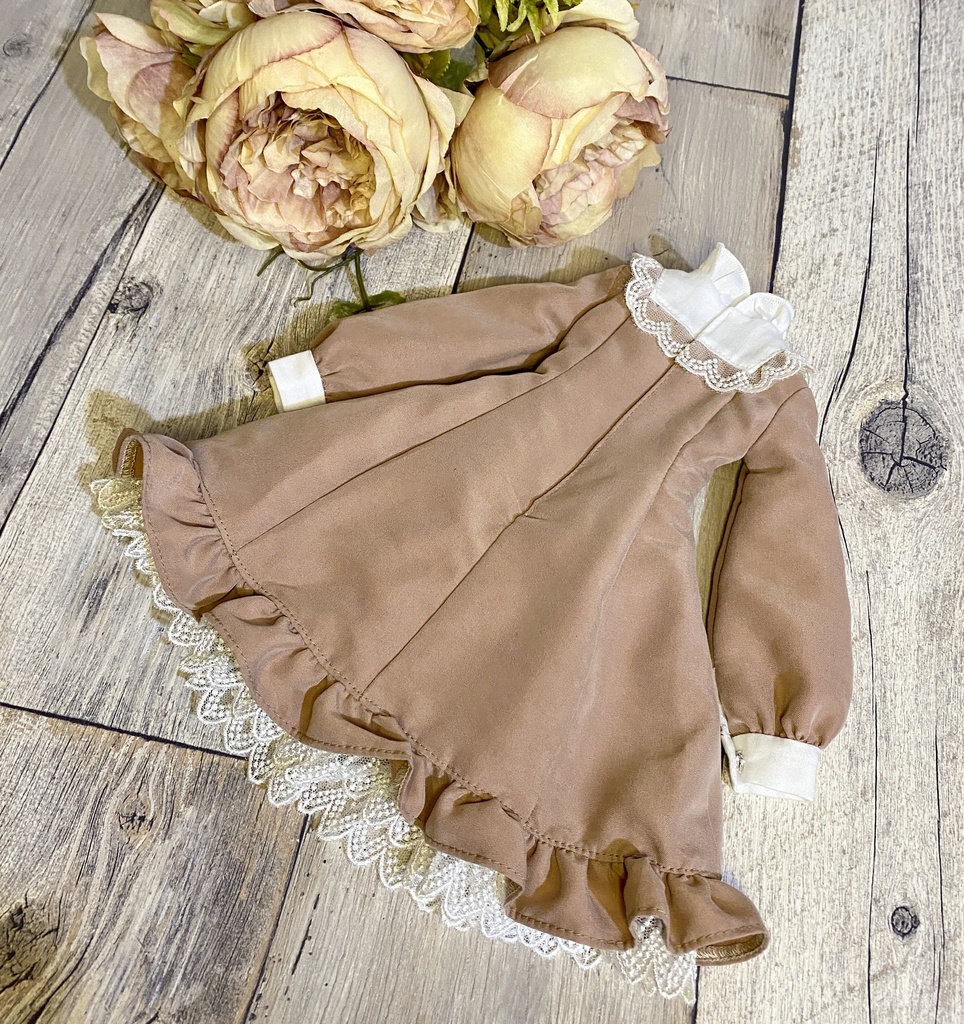 クラシカルワンピース