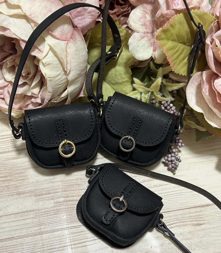 本革 シングルベルト鞄 40センチドールサイズ