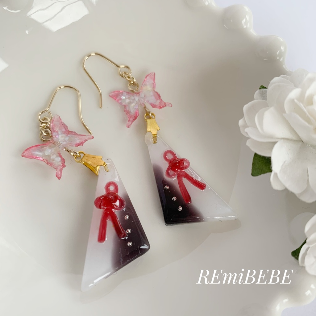 鬼滅の刃　 栗花落カナヲ　モチーフピアス(イヤリング)