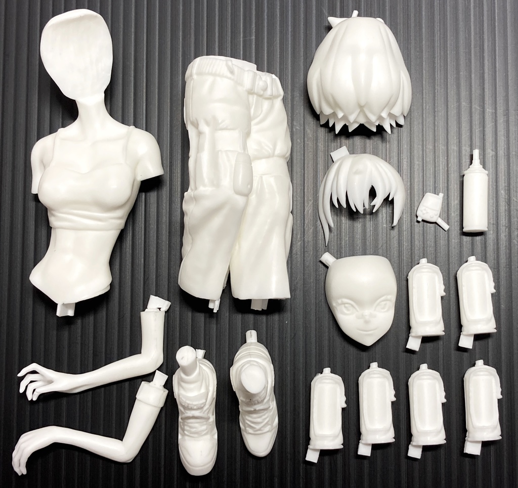 KEI AND MACKUN 【未塗装組み立てレジンキット】