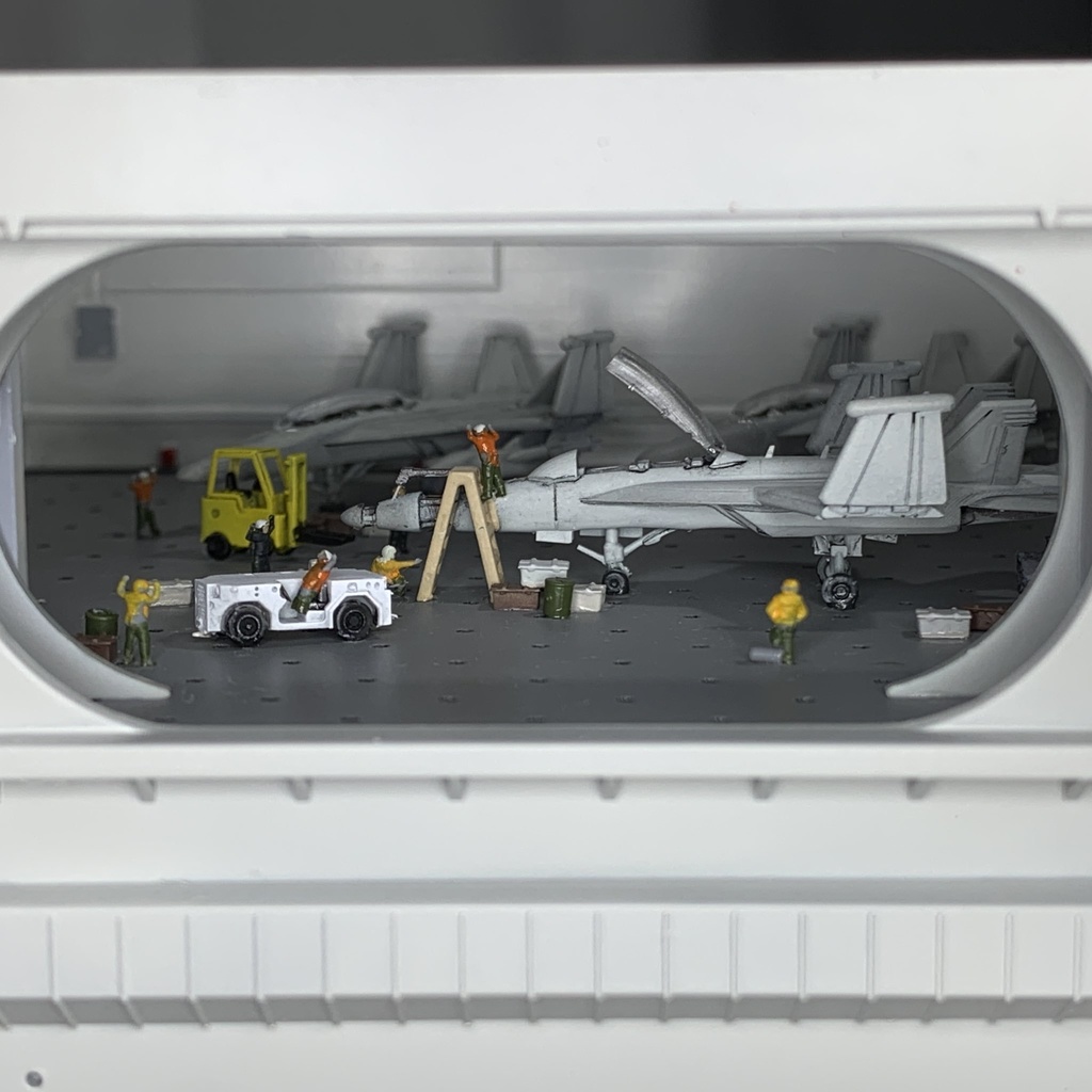 アメリカ海軍 空母 ジェラルド・R・フォード 1/350用 格納庫 3Dプリント レジンパーツ 艦船模型