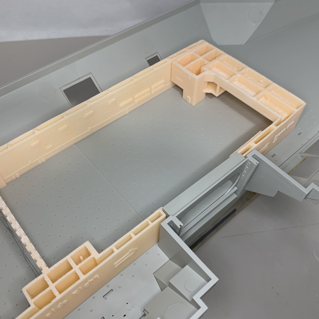 アメリカ海軍 空母 ジェラルド・R・フォード 1/350用 格納庫 3Dプリンターレジンパーツ 艦船模型