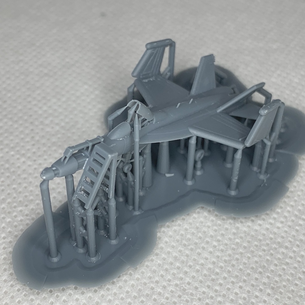 アメリカ海軍 空母 艦載機 格納庫メンテナンス中 EA-18G&F-18C 1/350スケール 3Dプリンターレジンパーツ 艦船模型