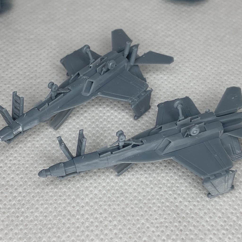 アメリカ海軍 空母 艦載機 格納庫メンテナンス中 EA-18G&F-18C 1/350スケール 3Dプリンターレジンパーツ 艦船模型