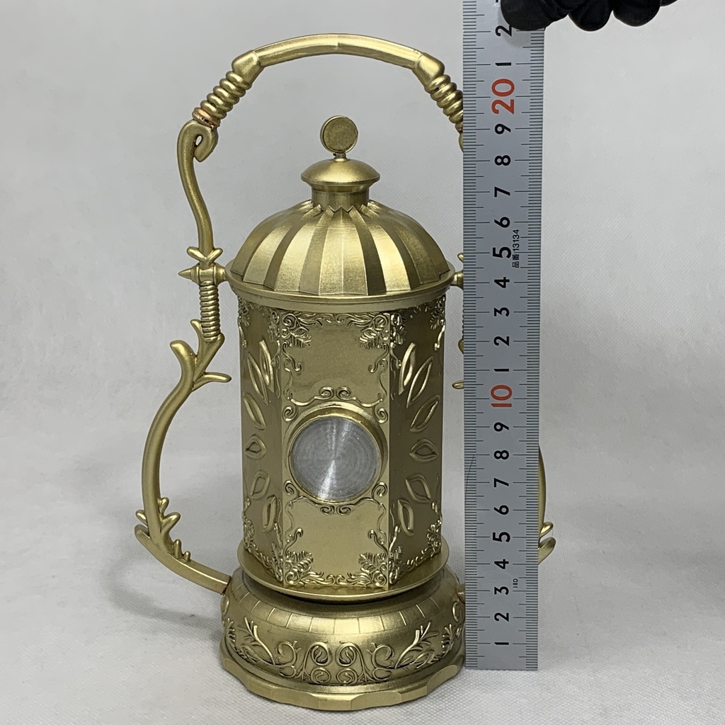 アシュリー・グラハムの青のランタン バイオハザード RE:4 コスプレ