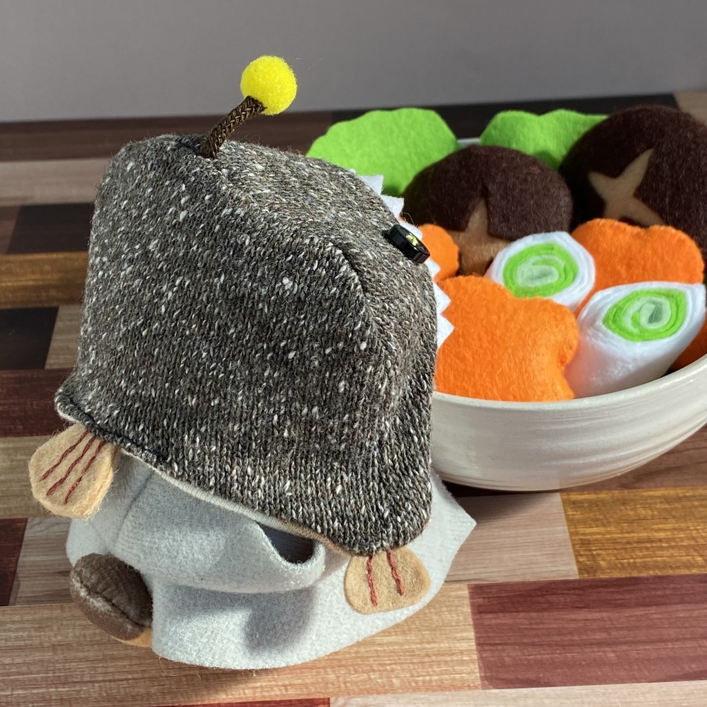 おっかぁが夜なべしたアンコウのお帽子