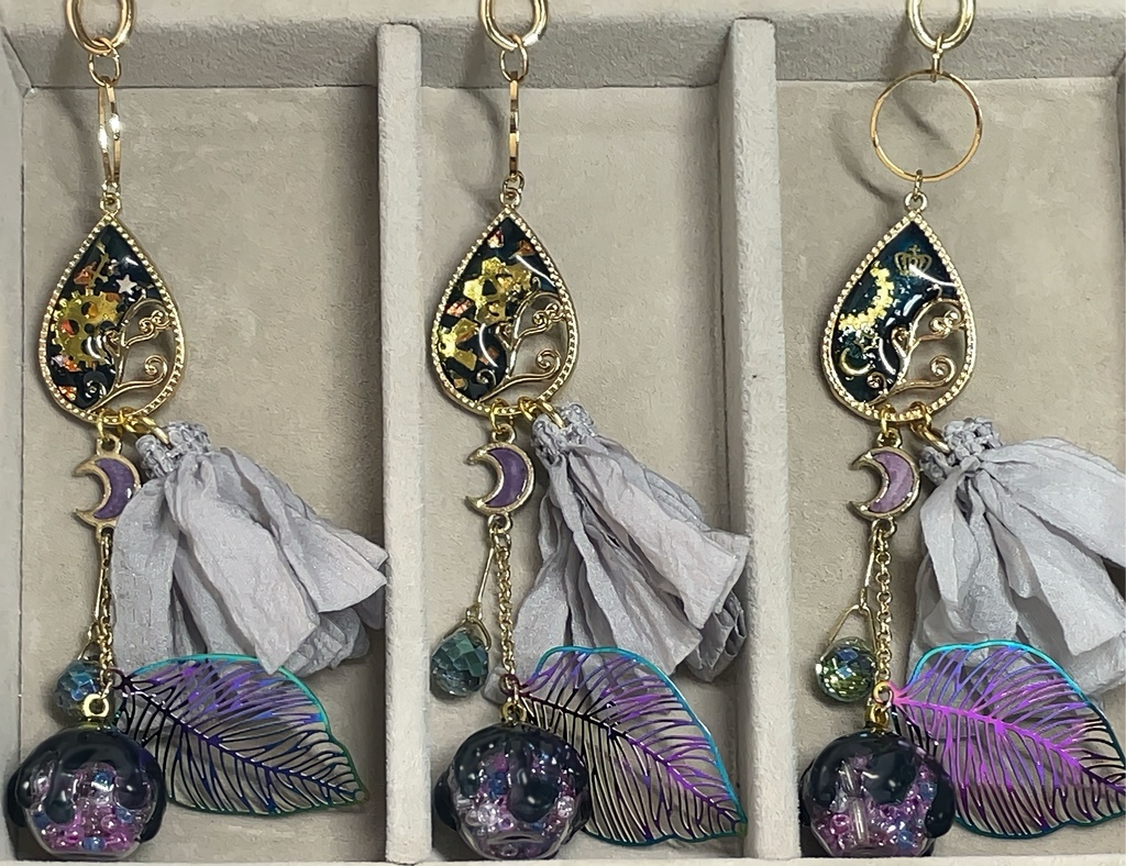 Nightmare、Shatteredモチーフバッグチャーム