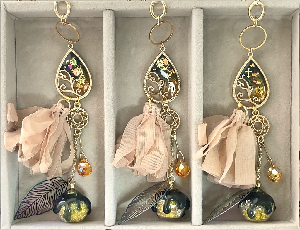 Nightmare、Shatteredモチーフバッグチャーム