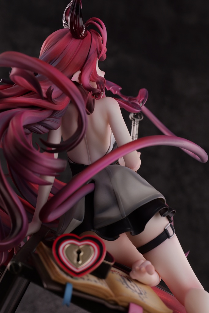 『ニーフ - 時序のシルエット』 ガレージキット (12月発送予定)