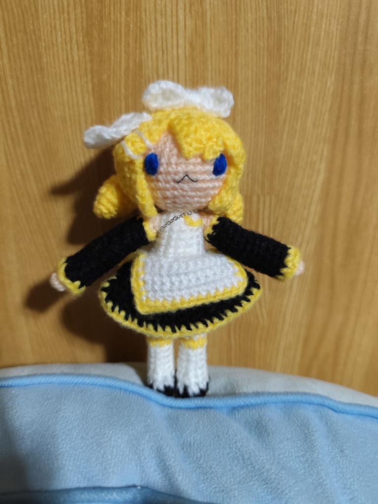 鏡音リン　あみぐるみ