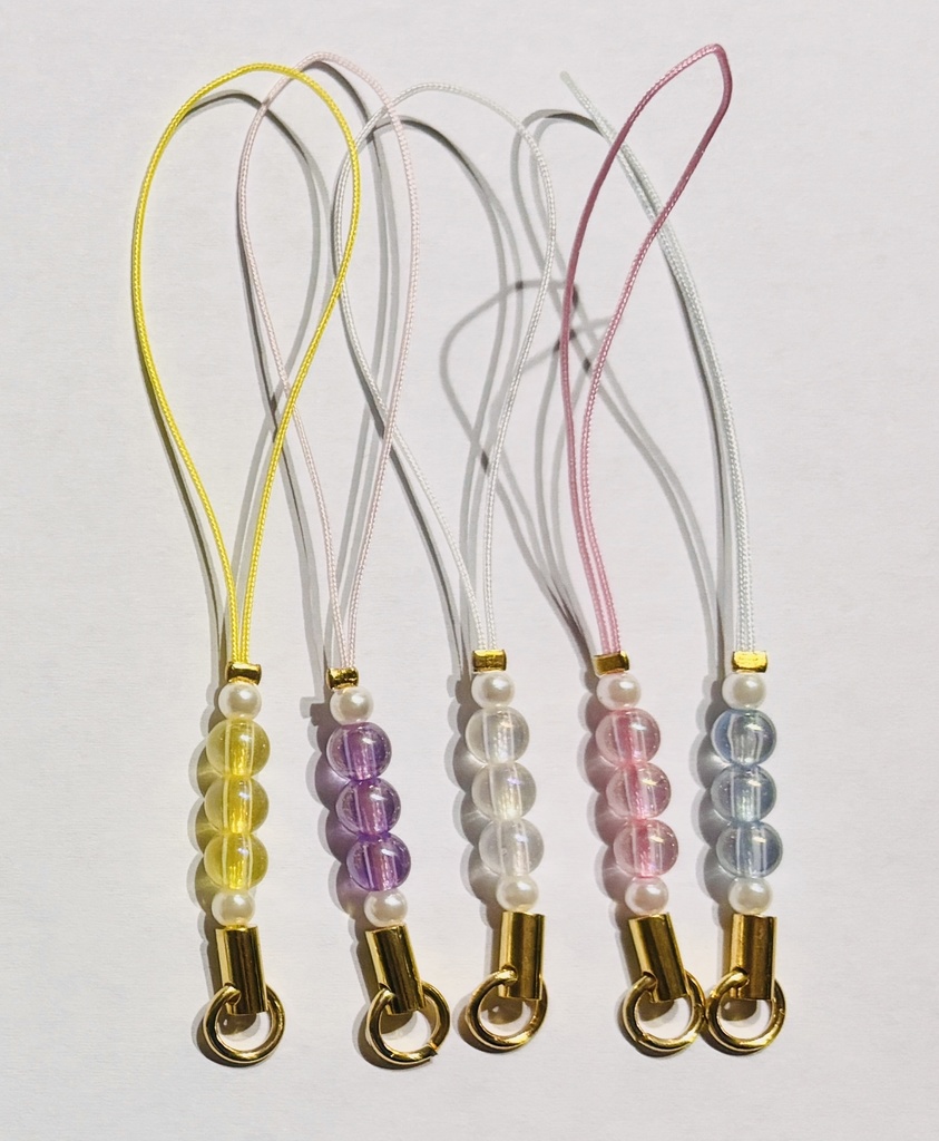 チカチカと翡翠のシャカシャカキーホルダー