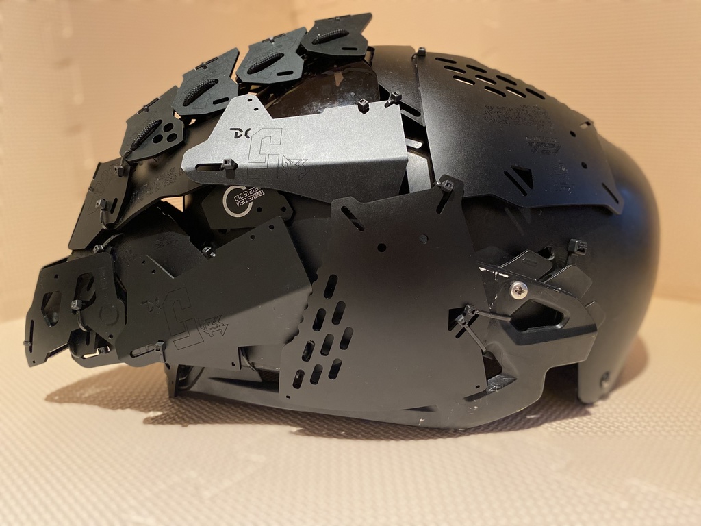 3Re製試作機械頭外骨格『鷹』