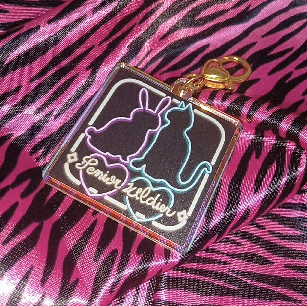 ネオン風宇佐尾アクキー