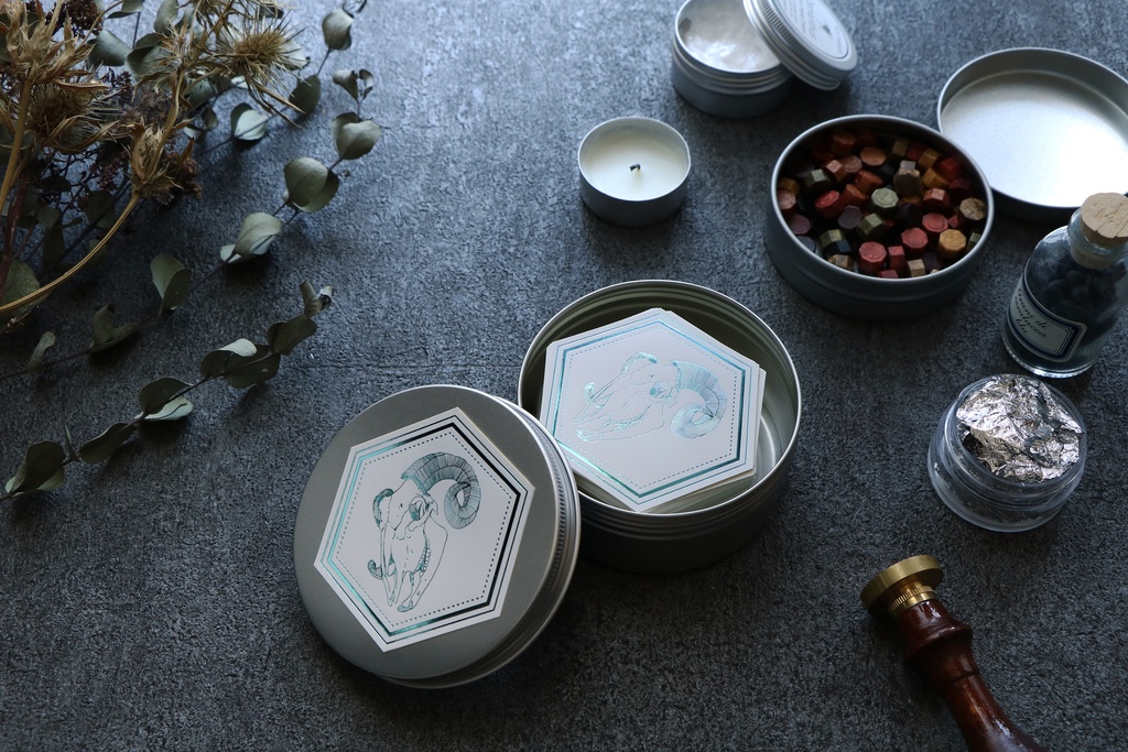 白磁 ステッカー