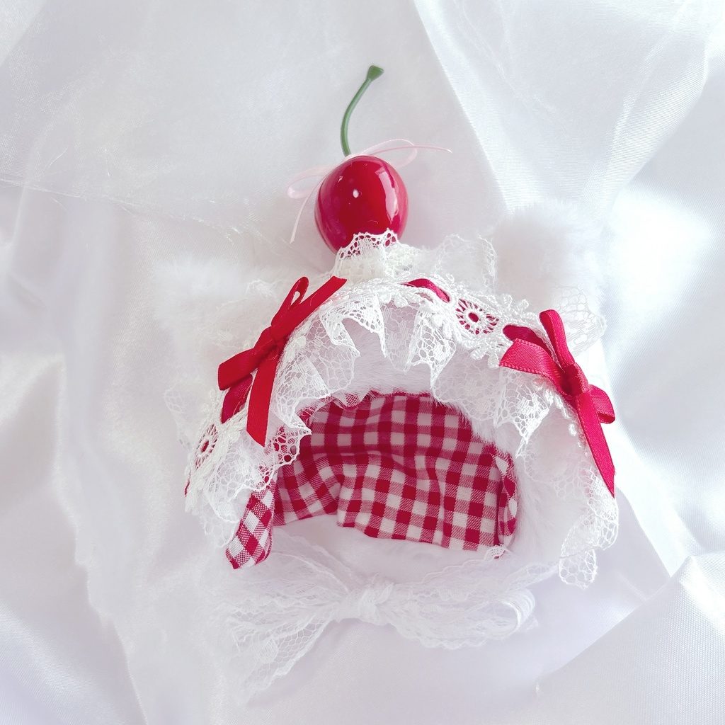 𝐶ℎ𝑒𝑟𝑟𝑦𝑐𝑎𝑡