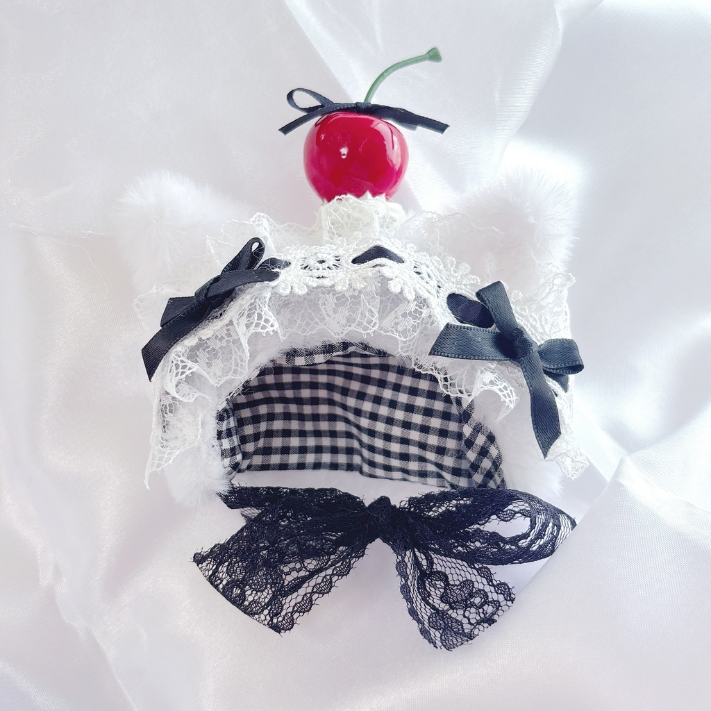 𝐶ℎ𝑒𝑟𝑟𝑦𝑐𝑎𝑡