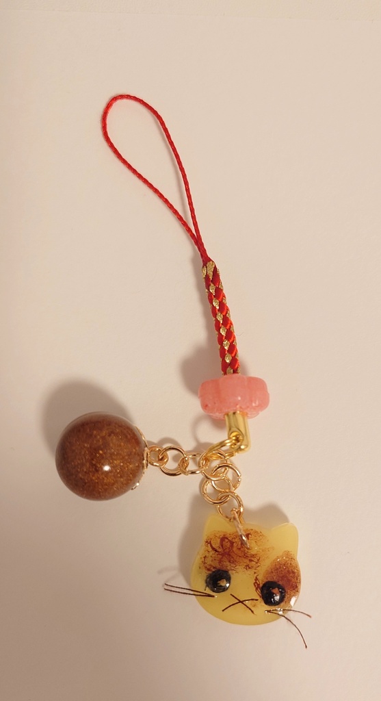 ぶちねこストラップ(赤紐)