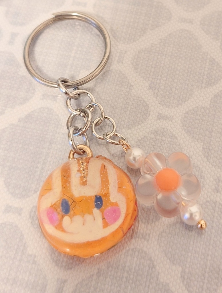 うさぎのキーホルダー（花）