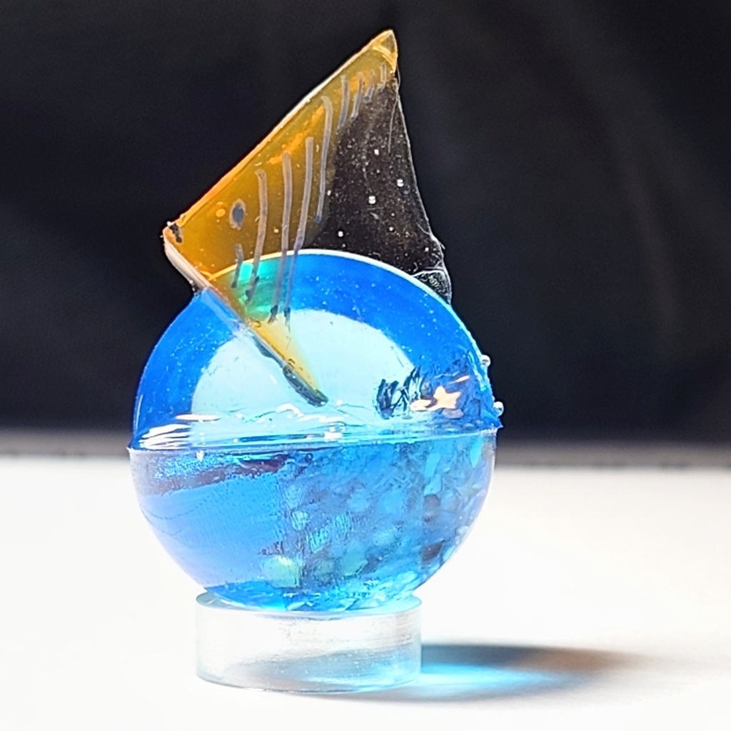 平べったい三角の魚