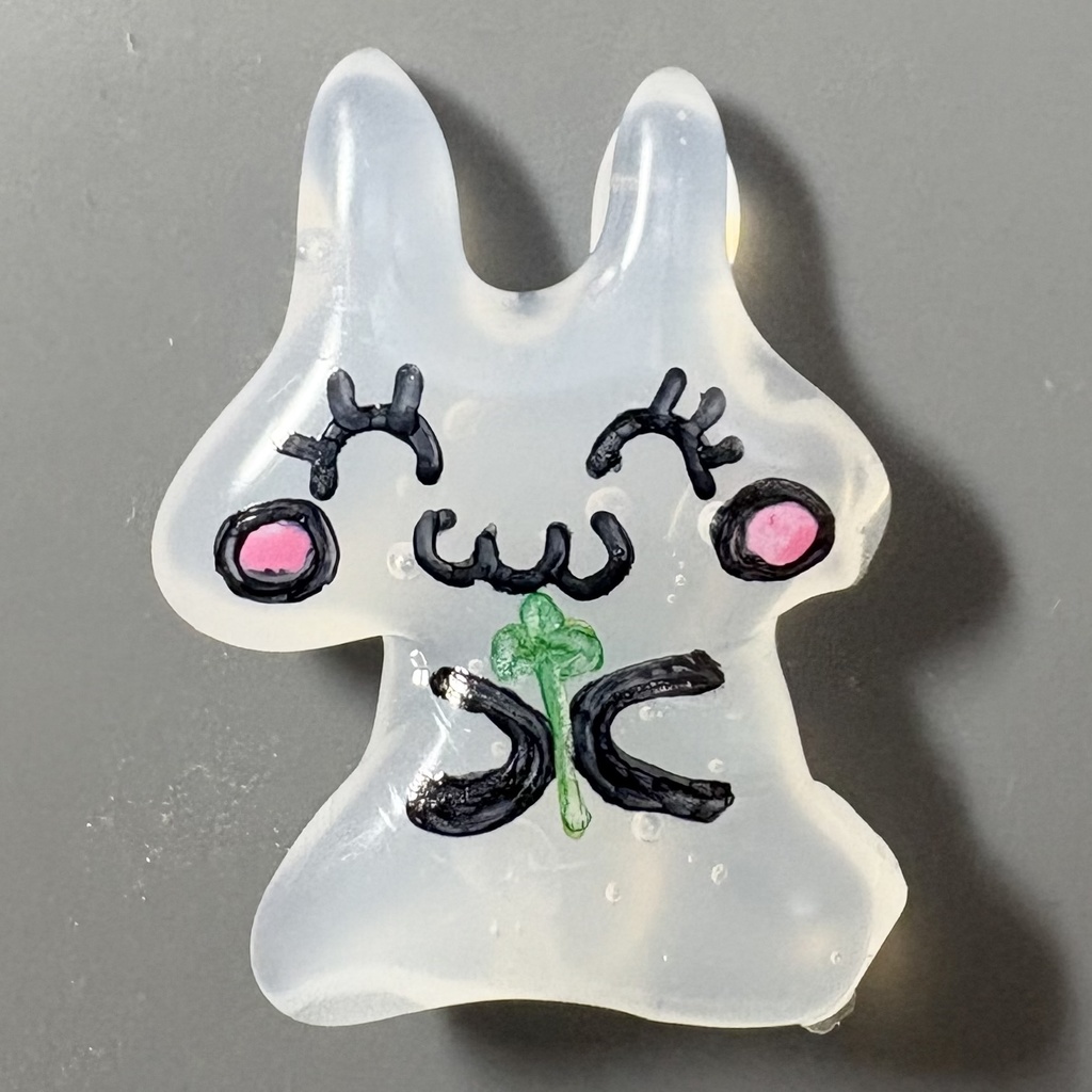 うさぎさん(グルーガン)3羽のうさぴょん